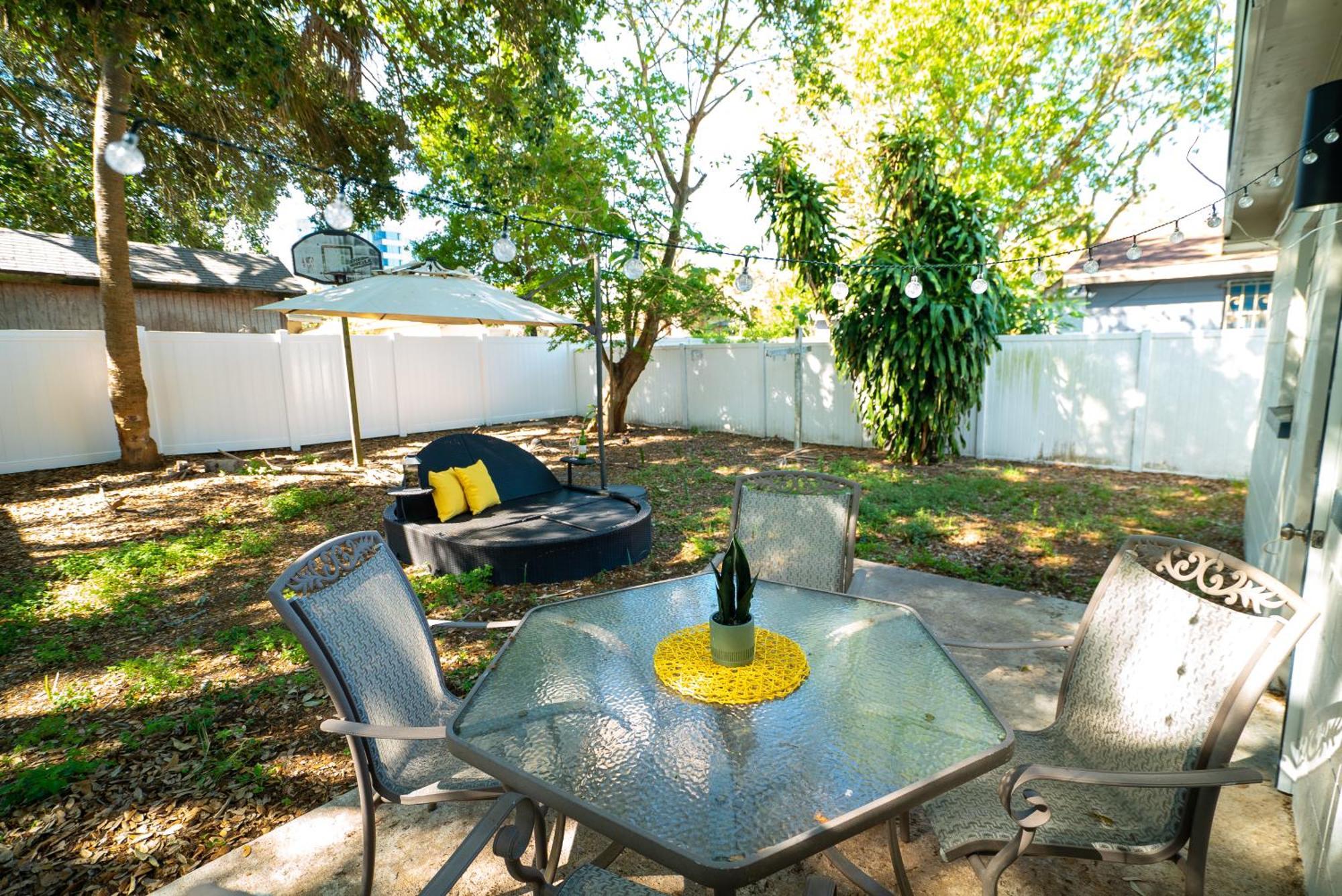 Chic & Stylish Central Location Tampa Exterior photo