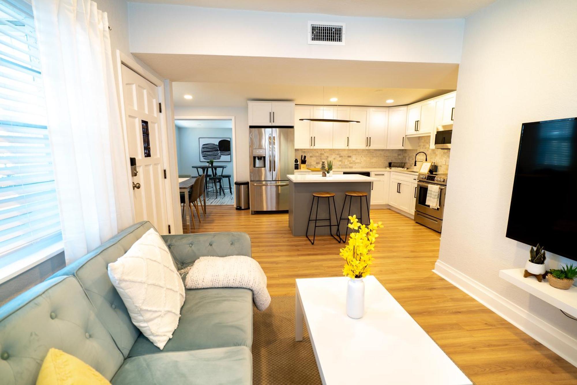 Chic & Stylish Central Location Tampa Exterior photo